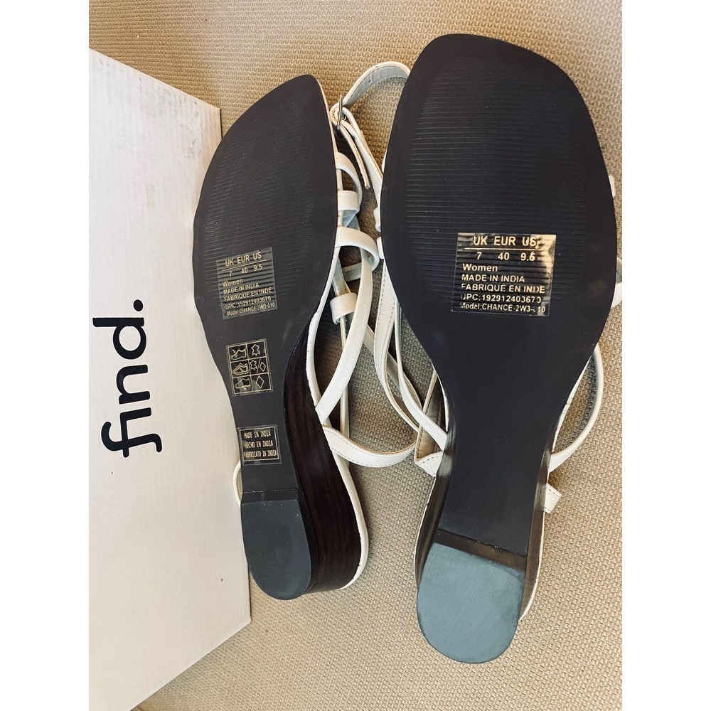 FIND Women's Asymmetric Toe-Thong Wedge Sandal, Off-White, 9.5 US - Picture 3 of 3